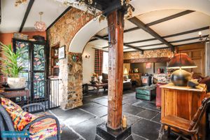 Sitting Room- click for photo gallery